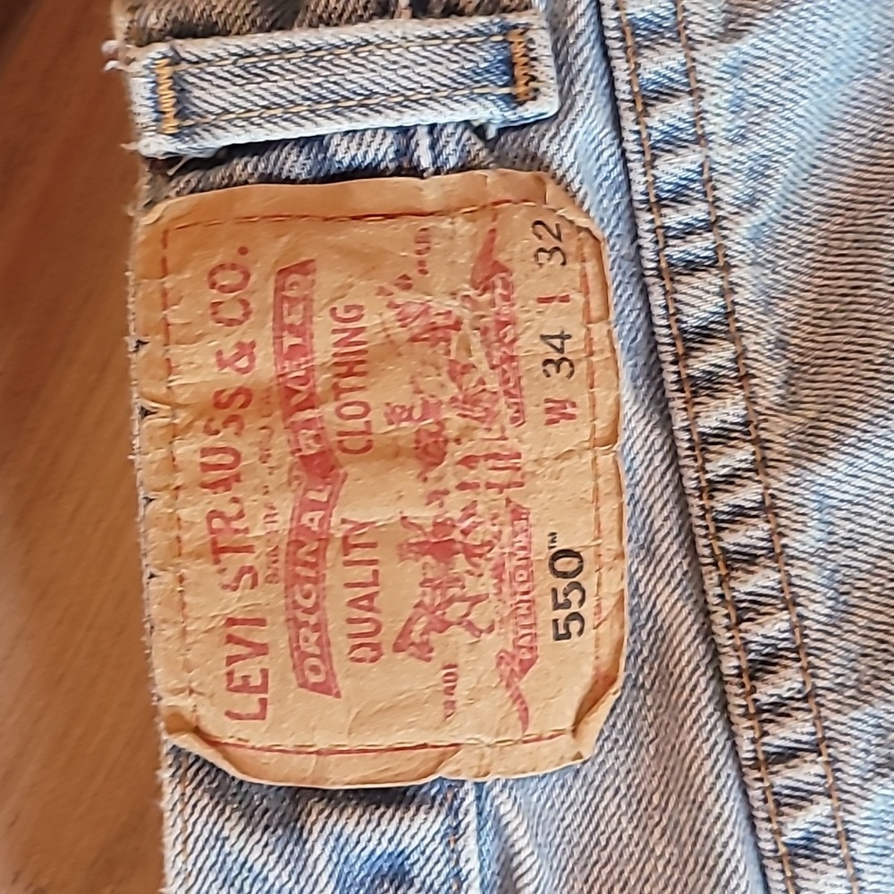 Mens Levi 550 Jeans W34 L32 faded